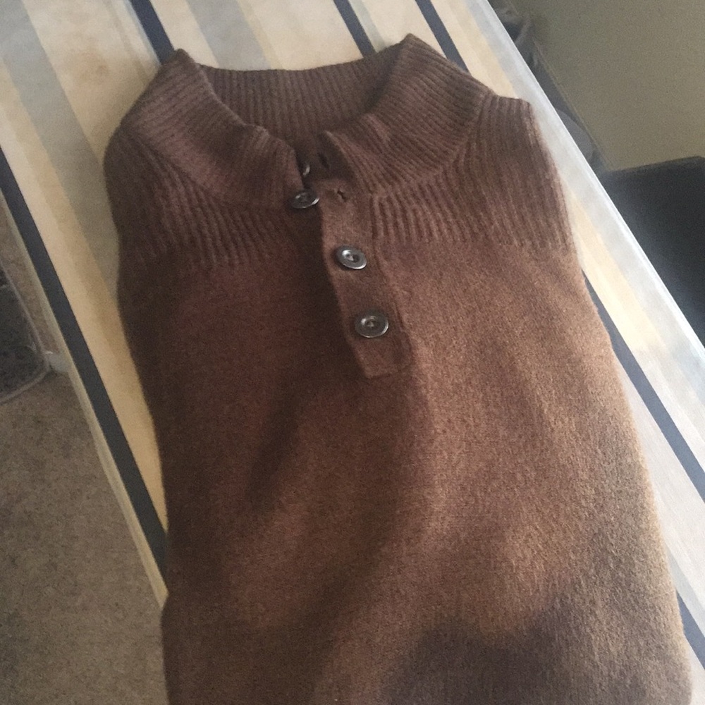 Docker sweater